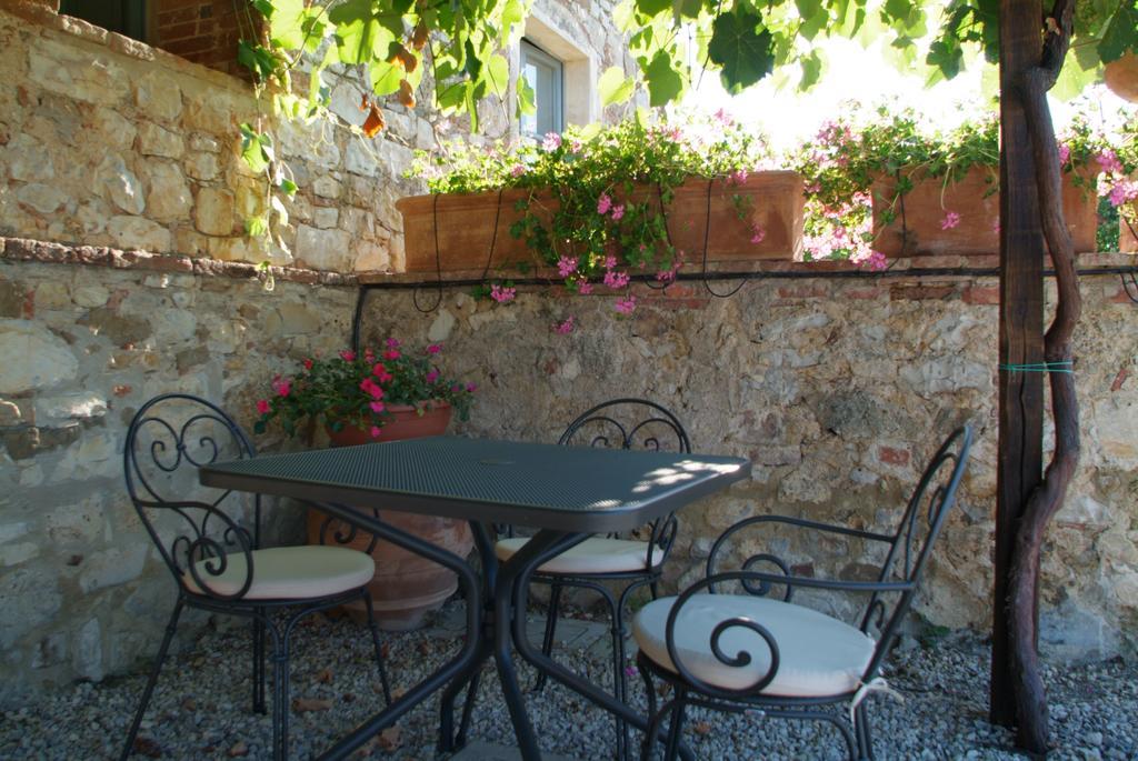Agriturismo Podere Alberese Asciano Pokój zdjęcie