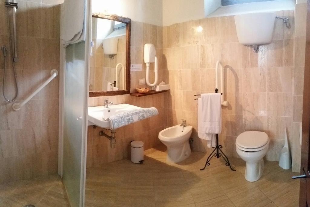 Agriturismo Podere Alberese Asciano Pokój zdjęcie