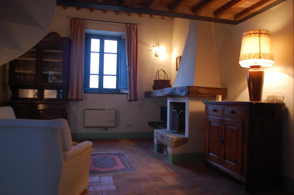 Agriturismo Podere Alberese Asciano Zewnętrze zdjęcie